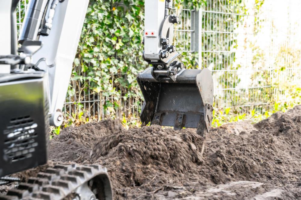 Mini-pelle « Bobmaster Basic »