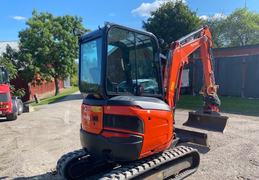 Mini pelle Kubota U27-4