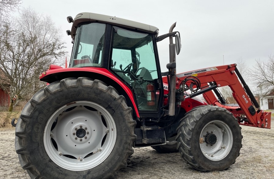 Massey Ferguson 5455 4WD avec chargeur