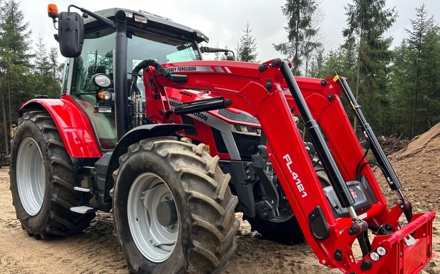 Tracteur Massey Ferguson Modèle: 5S.145