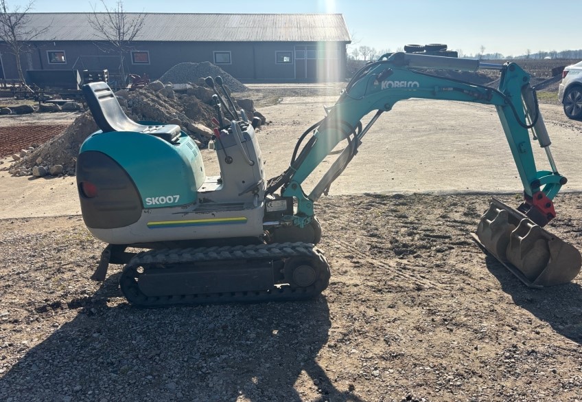 KOBELCO  SK007-3