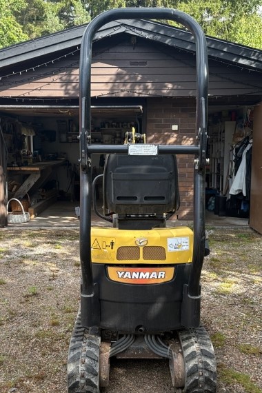 Mini pelle Yanmar SV08-1A